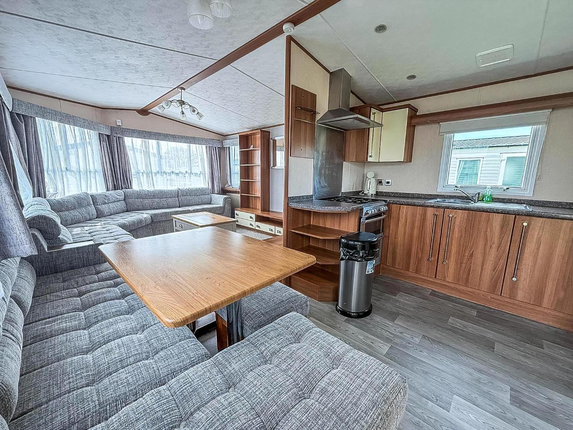 Lovely 8 Berth Caravan At Sunnydale In Lincolnshire Ref 35239S Louth  Zewnętrze zdjęcie